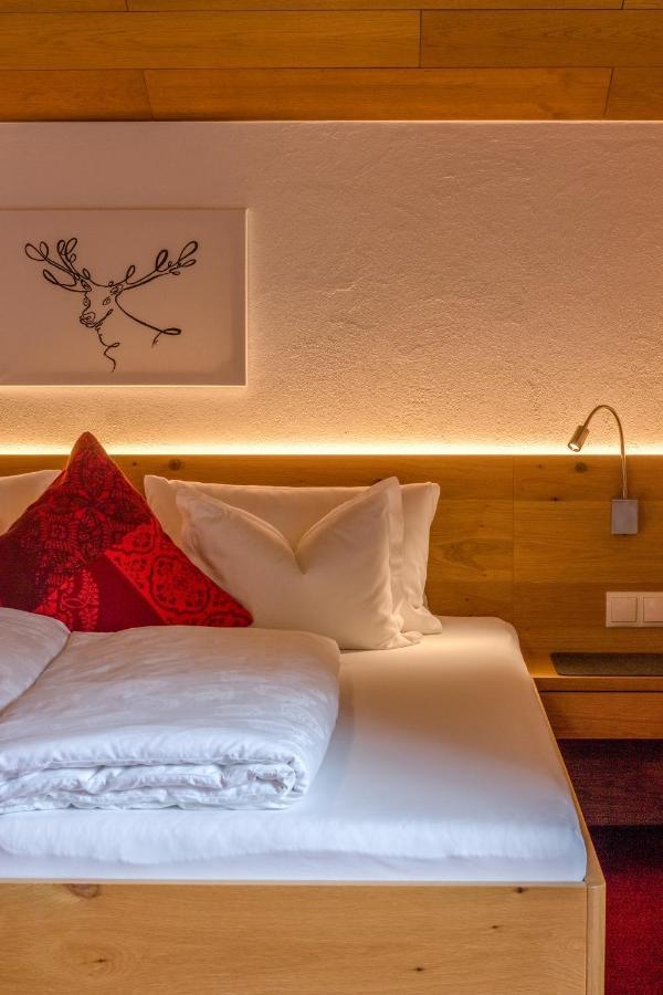 Pension Christophorus Hotel Garni พาร์เตอเนน ภายนอก รูปภาพ